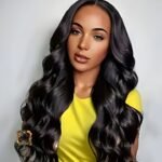 Peluca de fibra natural - densidad media - onda suave - castaño oscuro - 66,04cm